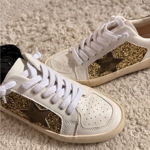 Vintage Havana NEW camo sneakers